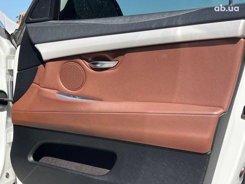 BMW 5 серия 2013 белый - фото 53