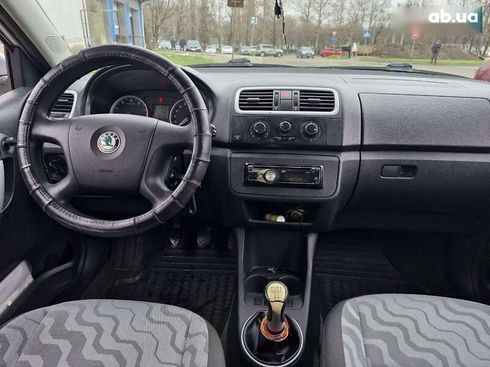 Skoda Fabia 2008 - фото 17