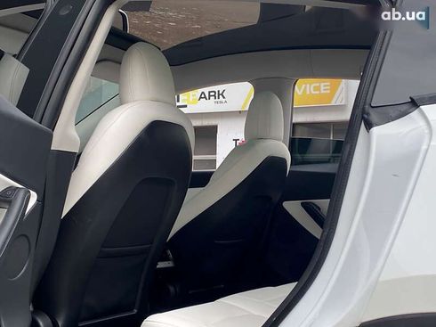 Tesla Model Y 2021 - фото 16