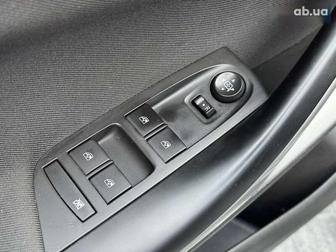 Opel Astra 2018 - фото 18