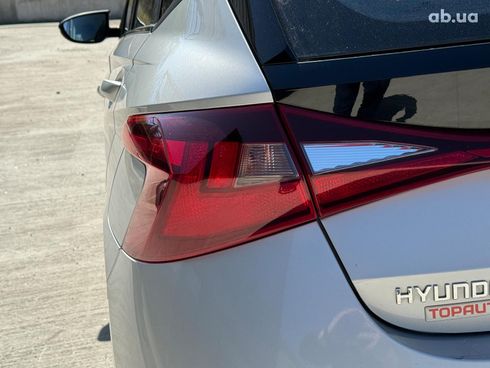 Hyundai i20 2020 серый - фото 12