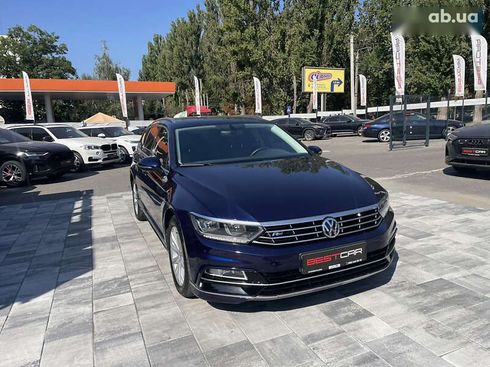 Volkswagen Passat 2018 - фото 10