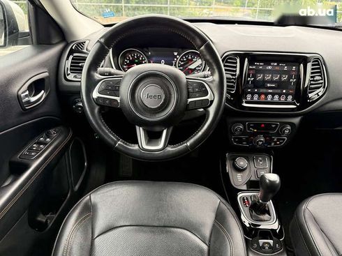 Jeep Compass 2020 - фото 25