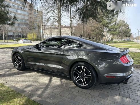 Ford Mustang 2020 - фото 6