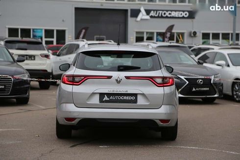 Renault Megane 2017 - фото 6