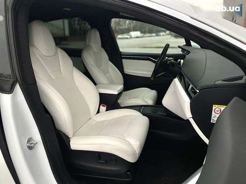 Tesla Model X 2017 - фото 24