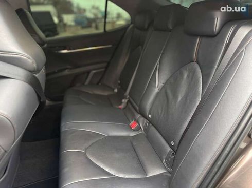Toyota Camry 2018 - фото 26