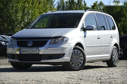Volkswagen Touran 2009 - фото 7