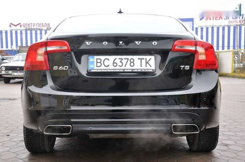Volvo S60 2016 - фото 10