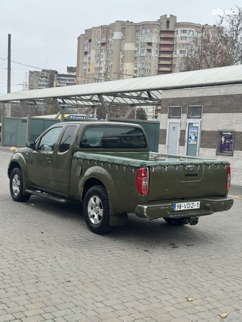Nissan Navara 2007 зеленый - фото 10