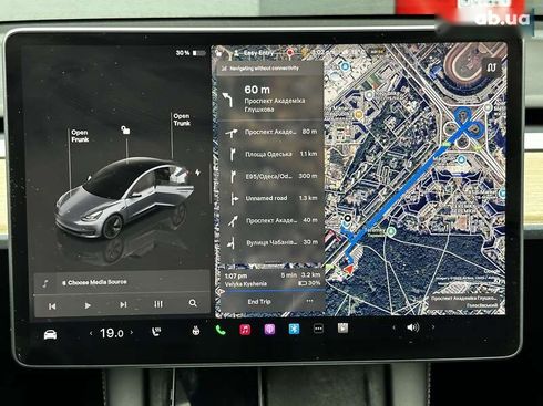 Tesla Model 3 2022 - фото 24