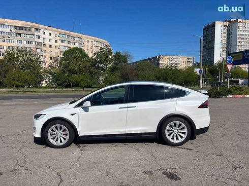 Tesla Model X 2019 - фото 7