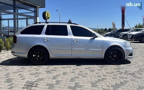 Skoda Octavia 2010 - фото 8