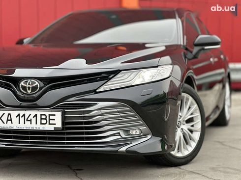 Toyota Camry 2017 - фото 5