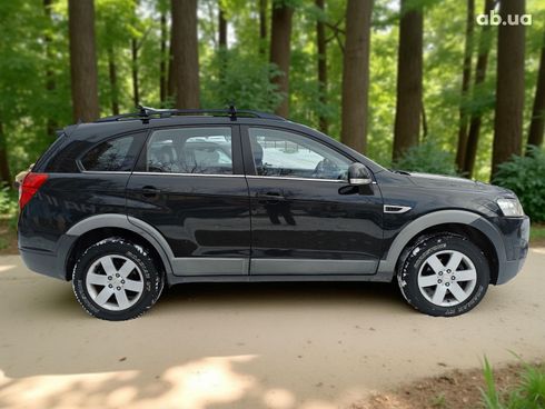 Chevrolet Captiva 2012 черный - фото 5