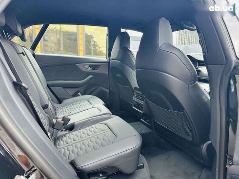 Audi RS Q8 2025 - фото 25