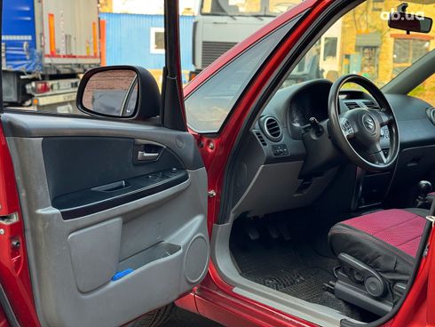 Suzuki SX4 2008 красный - фото 17