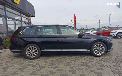 Volkswagen Passat 2017 - фото 8