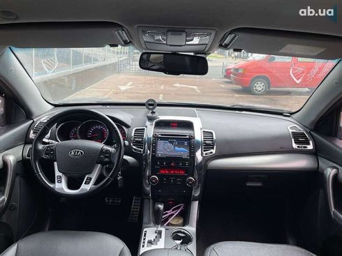 Kia Sorento 2012 - фото 8