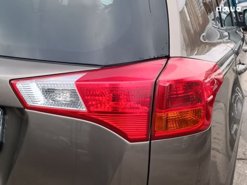 Toyota RAV4 2014 серый - фото 10