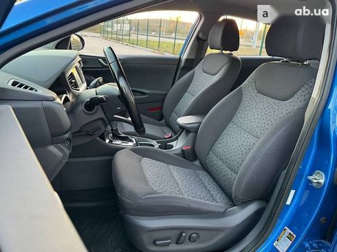 Hyundai Ioniq 2017 - фото 12