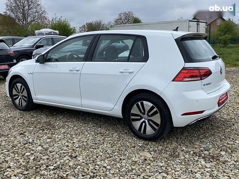 Volkswagen e-Golf 2020 - фото 7