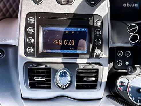 Maserati Quattroporte 2005 - фото 20