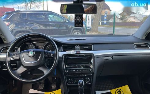 Skoda Superb 2012 - фото 9