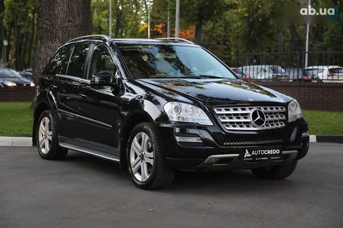 Mercedes-Benz M-Класс 2010 - фото 3