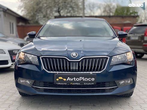 Skoda Superb 2018 - фото 23