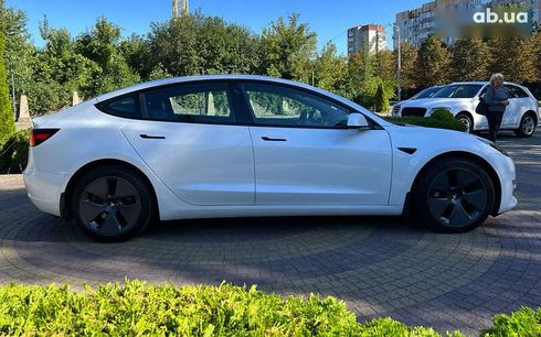 Tesla Model 3 2022 - фото 8