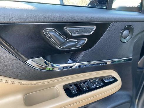 Lincoln Corsair 2022 - фото 9