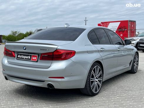 BMW 5 серия 2019 серый - фото 22