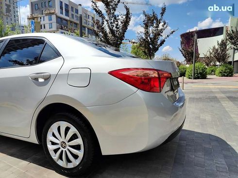 Toyota Corolla 2019 - фото 15