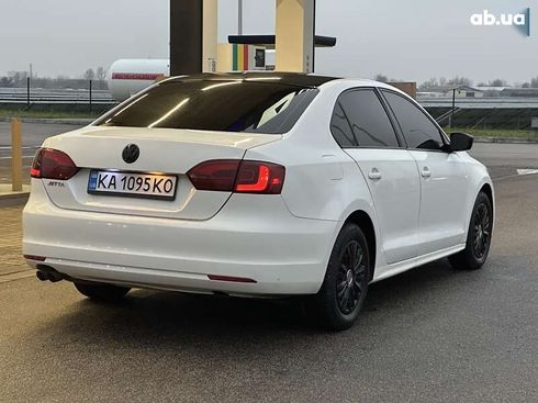 Volkswagen Jetta 2012 - фото 11