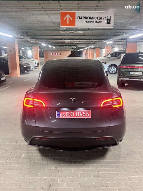 Tesla Model Y 2022 - фото 8