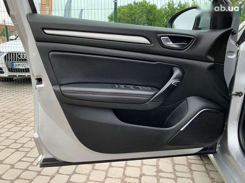 Renault Megane 2017 - фото 26