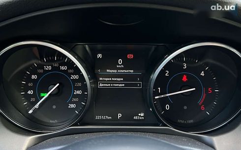 Jaguar XF 2017 - фото 18