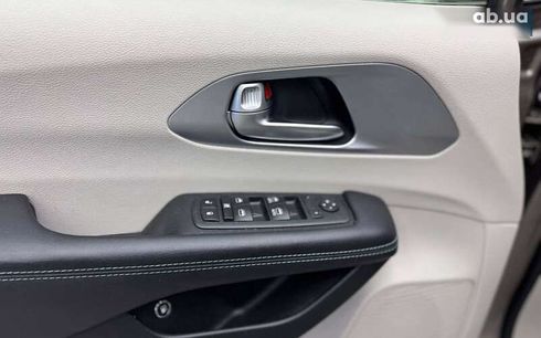 Chrysler Pacifica 2017 - фото 7