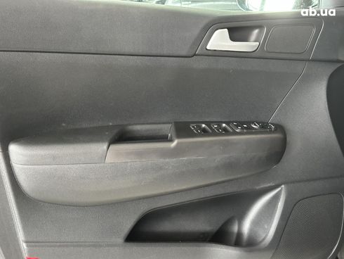 Kia Sportage 2019 серый - фото 9