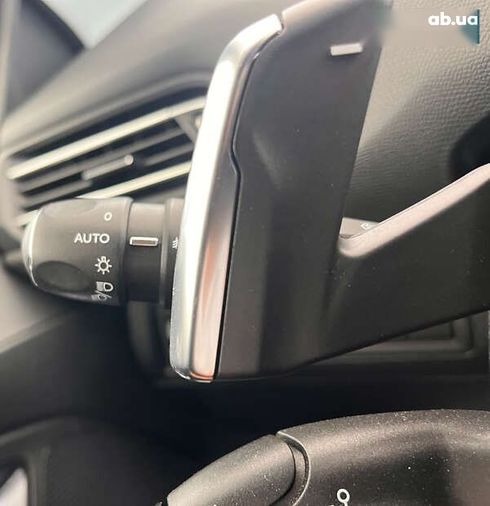 Peugeot 308 2018 - фото 18