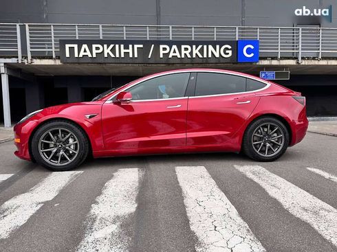 Tesla Model 3 2019 - фото 17