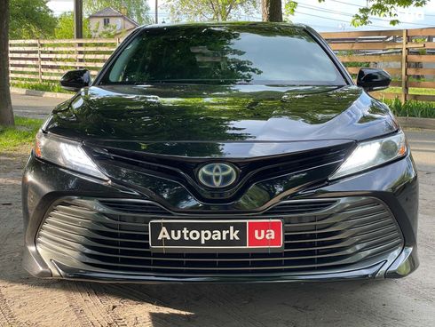 Toyota Camry 2017 черный - фото 3