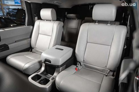 Toyota Sequoia 2018 - фото 18