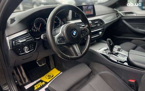 BMW 5 серия 2018 - фото 10