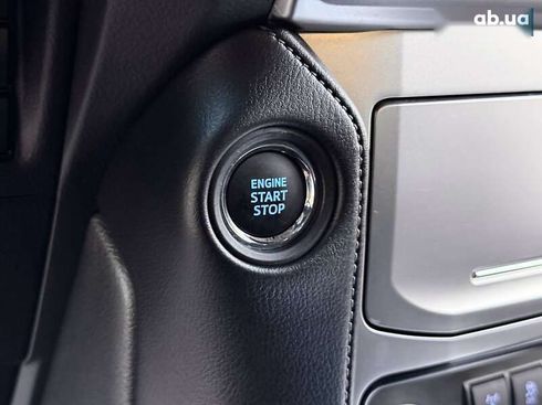 Toyota Land Cruiser Prado 2021 - фото 29