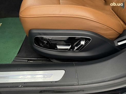 Audi A8 2022 - фото 25