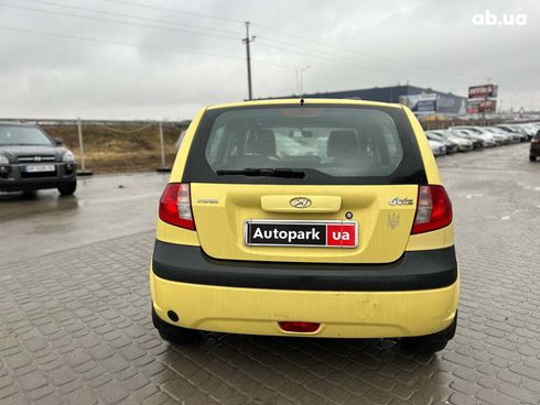 Hyundai Getz 2010 желтый - фото 7