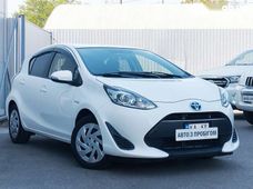 Продаж вживаних Toyota Aqua 2017 року - купити на Автобазарі