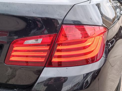 BMW 5 серия 2016 черный - фото 20